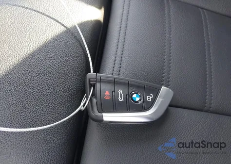 2021 BMW X3 xDrive30I z USA, uszkodzony, nr VIN 5UXTY5C00M9E90439